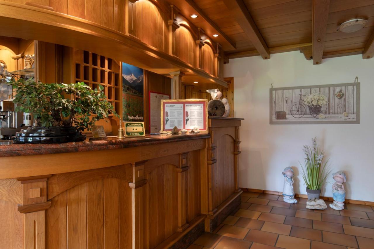 Hotel Petit Foyer Pollein Ngoại thất bức ảnh