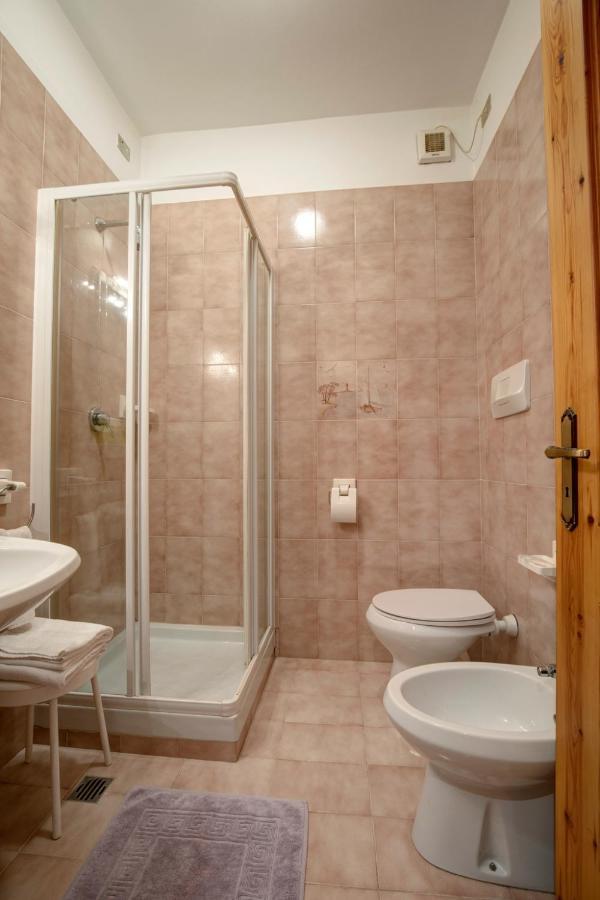 Hotel Petit Foyer Pollein Ngoại thất bức ảnh