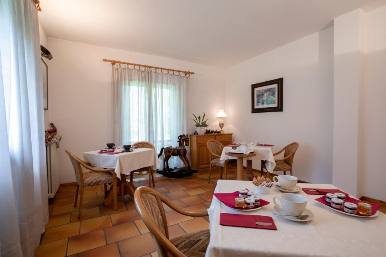 Hotel Petit Foyer Pollein Ngoại thất bức ảnh